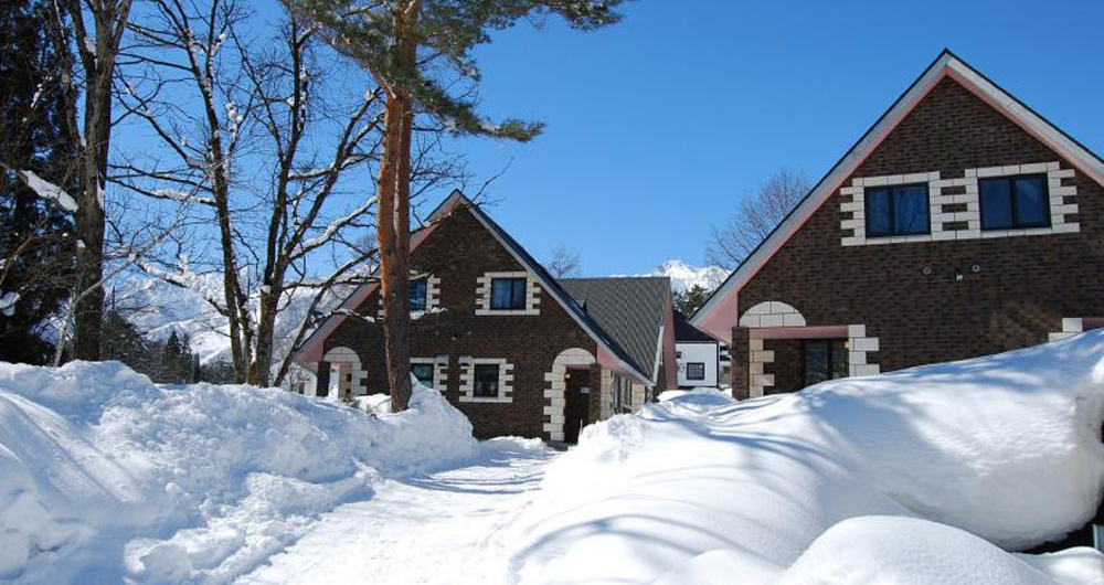 Alpine Chalets – Exterior 1