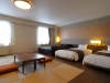hotel_niseko_alpen_deluxe_western_combo_room_200515_medium