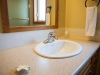 niseko_alpine_apartments_bathroom_190515_medium