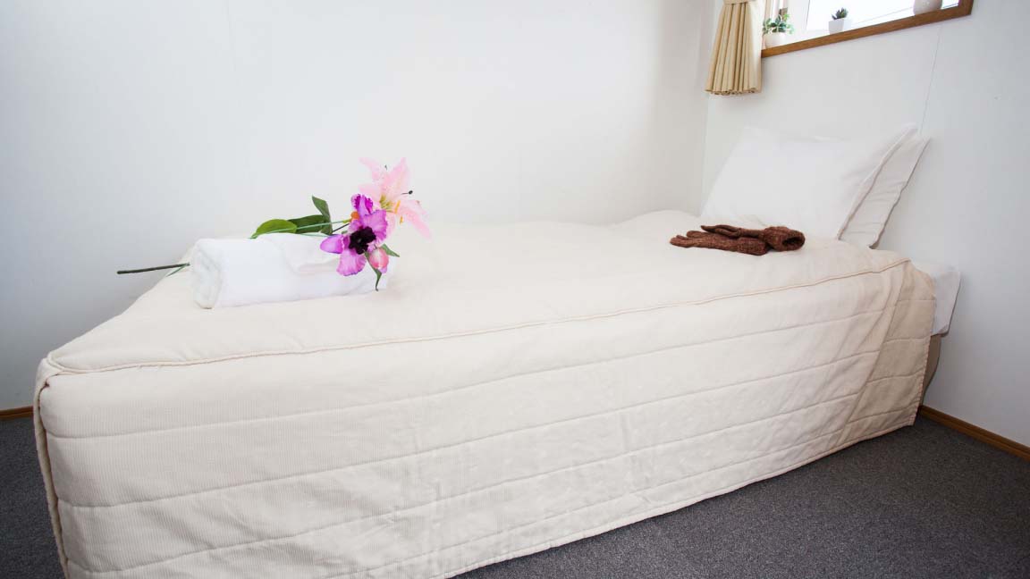 yotei_cottage_bedroom2_190515_medium