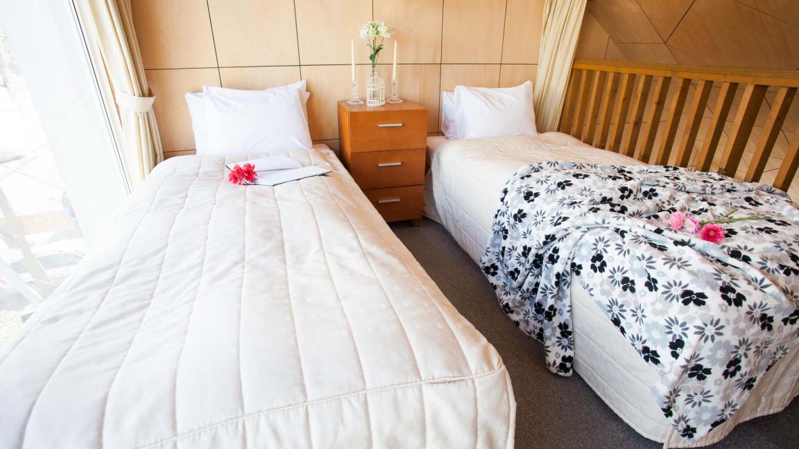 yotei_cottage_bedroom3_190515_medium