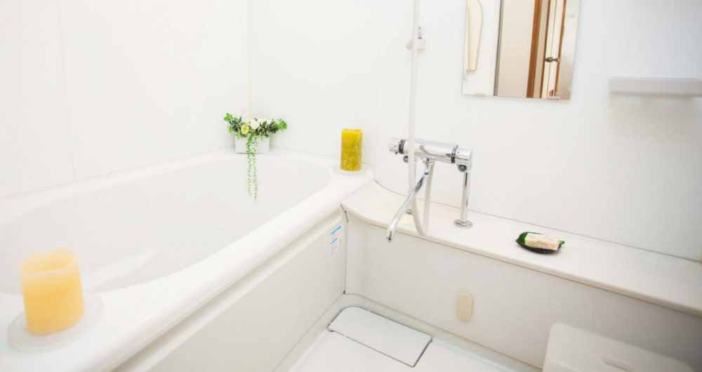 yume-house-bathroom_010515_medium