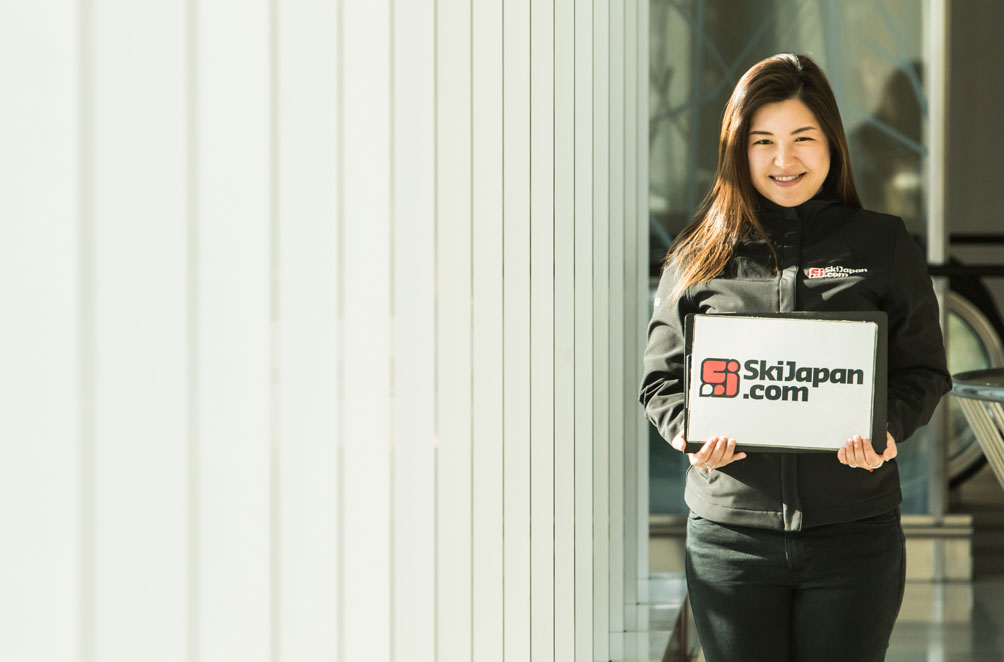 Our friendly SkiJapan.com service staff can answer your questions at New Chitose Airport.