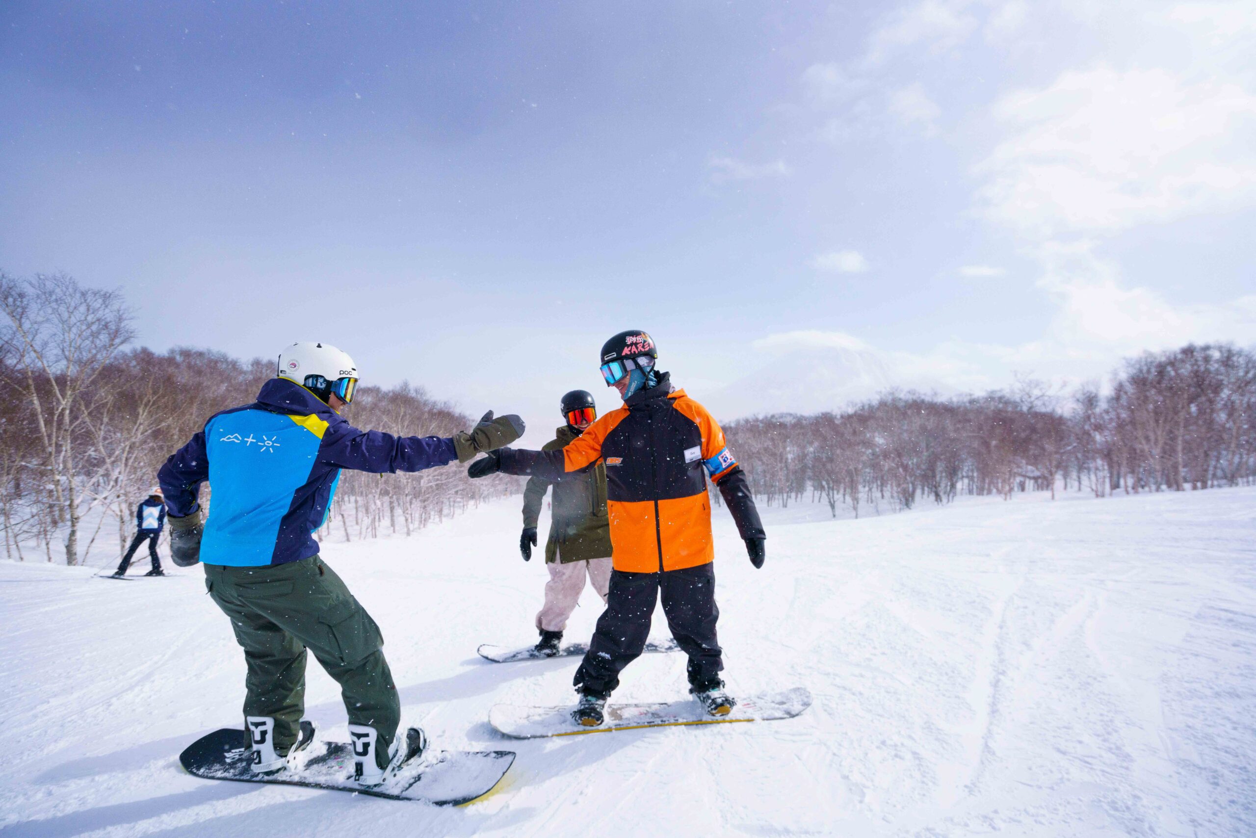 2425-nbs-snowboardinstructors-026 Ski Japan Niseko Resort